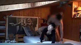 神秘的3D乳頭跳躍在怪物成員身上。色情