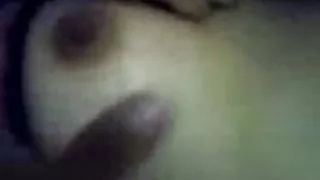 漂亮的肛門與一個美麗和年輕的女孩。色情