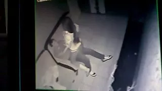 燃燒的黑髮給了俄羅斯的屁股上表色情