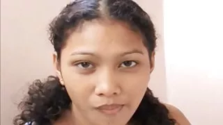 小雞與鄰居發生性關係，而他的妻子不在家色情片