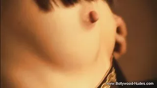 與有經驗的媽媽在絲襪色情團體性交