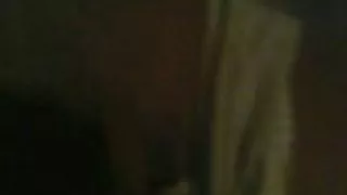 一對年輕夫婦醒來並有一個溫柔的色情片