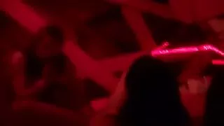 殘酷的他媽的年輕的亞洲色情片